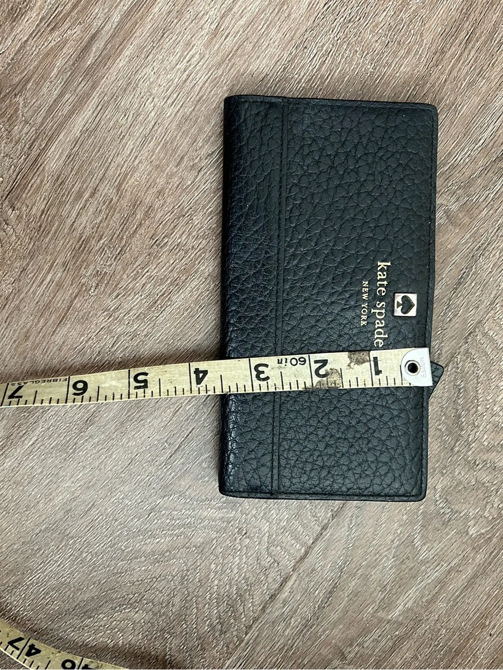 kate spade EUC Black Pebbled Leather Zip-Around Wallet with Gold Logo